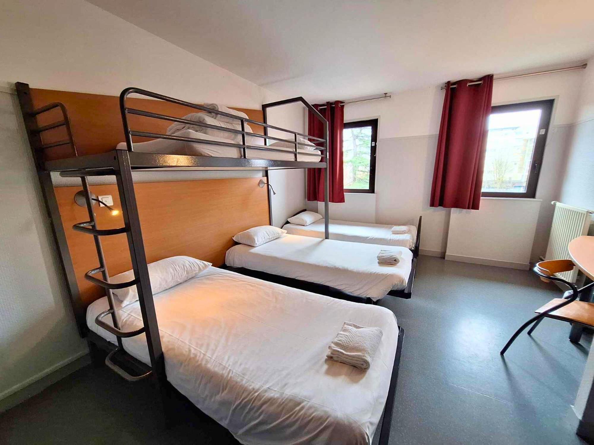 Cis De Champagne - Ethic Etapes Hotel Reims Kültér fotó